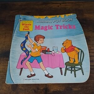 Vintage 1979 Disney Winnie The Pooh A Hunny Pot Book Magic Tricks Story